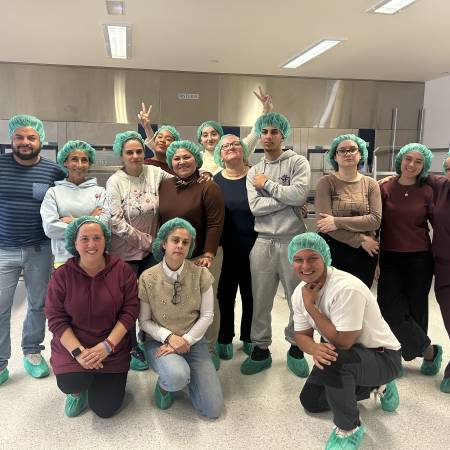VISITA AL HUBU DEL ALUMNADO DEL GRADO DE CUIDADOS AUXILIARES DE ENFERMERÍA